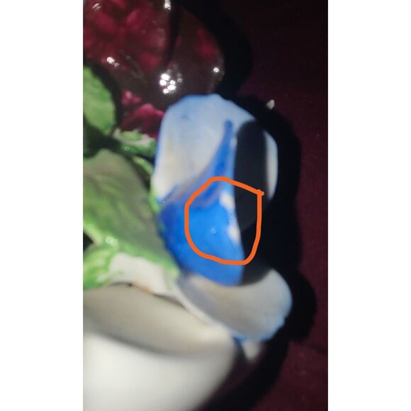 Bone China Pansys in 3 Footed Bowl Hand Made and Painted from Radnor - Picture 8 of 9